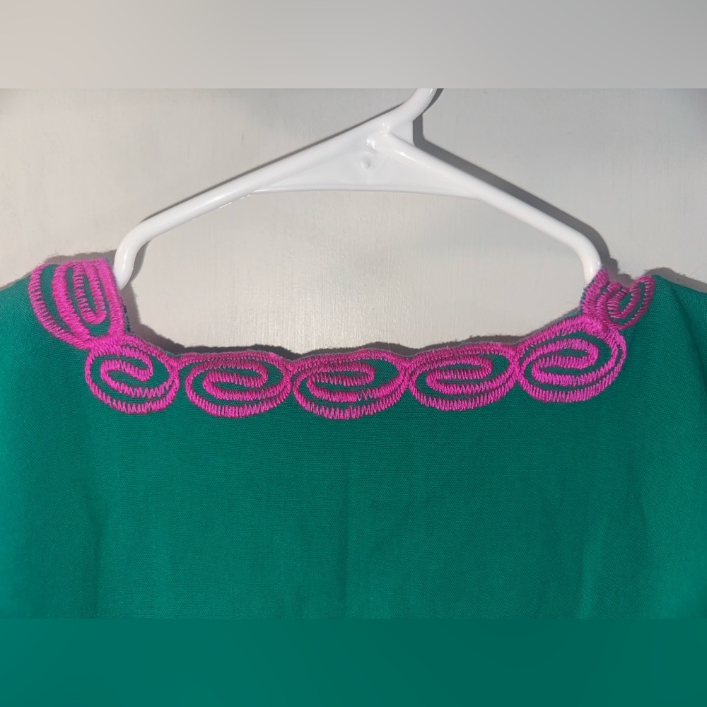 Unique Embroidered Mexican Blouse - Picture 3 of 4